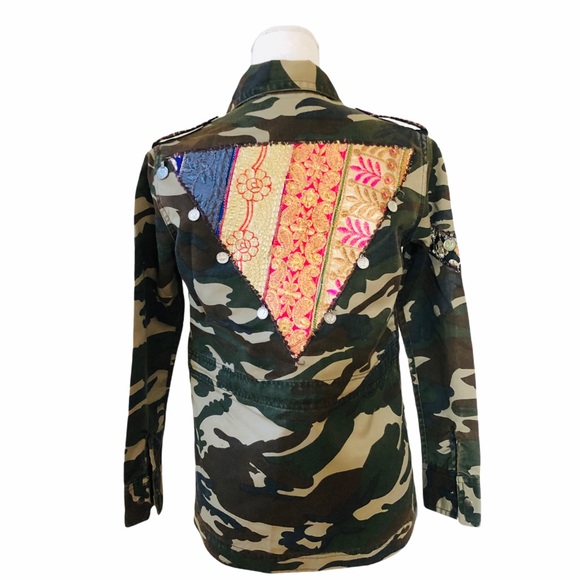 🎉HP🎉Beautiful Stories Embellished Camo Jacket, Sz XS - Picture 3 of 14
